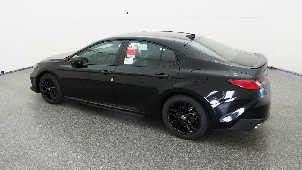2025 Toyota Camry SE photo 11