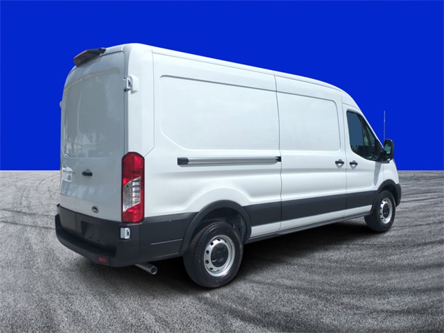 2025 Ford Transit Cargo Van photo 3