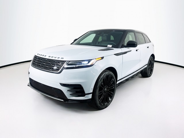 2026 Land Rover Range Rover Velar Dynamic SE