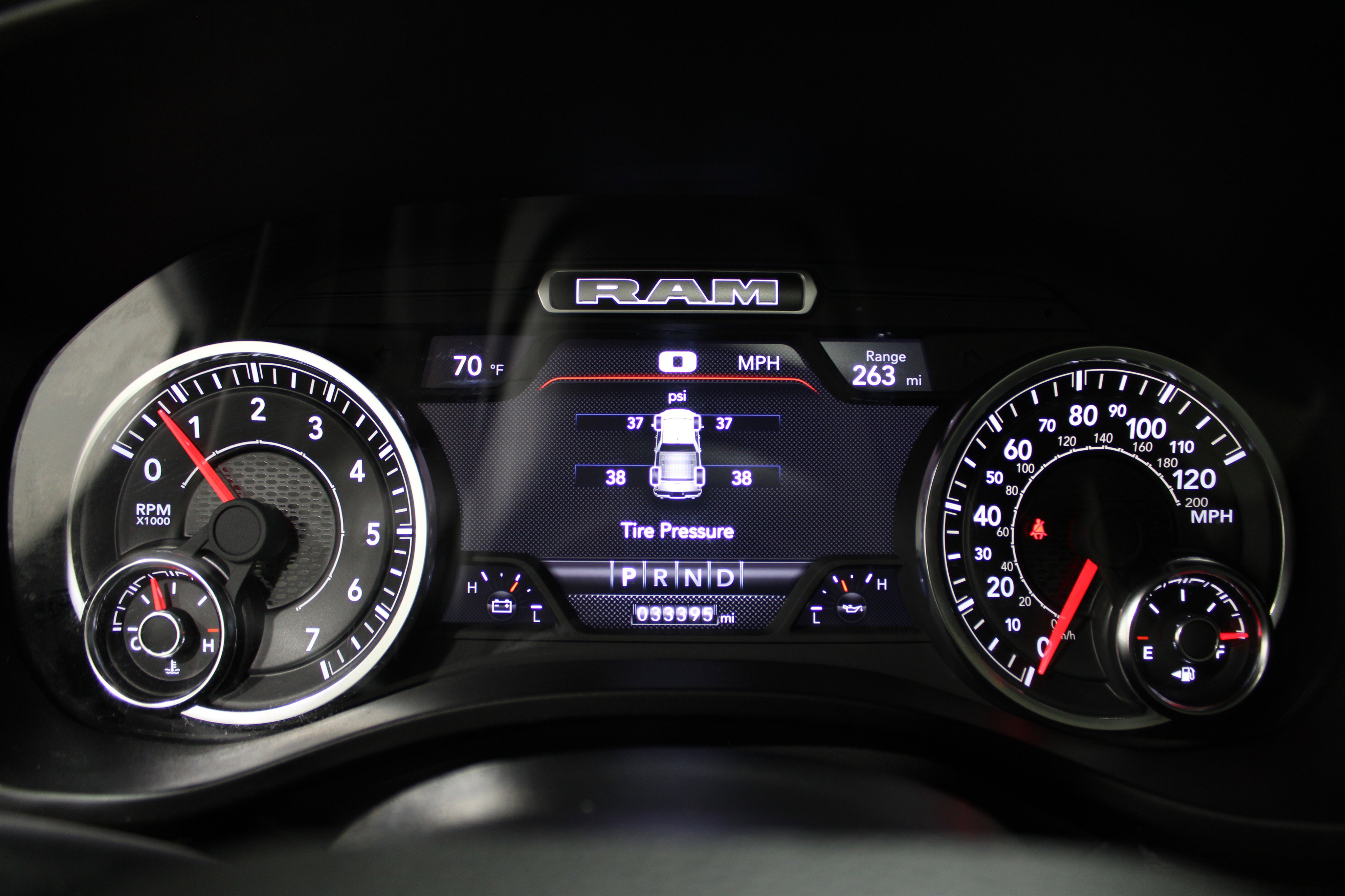 2023 Ram 1500 Laramie photo 2