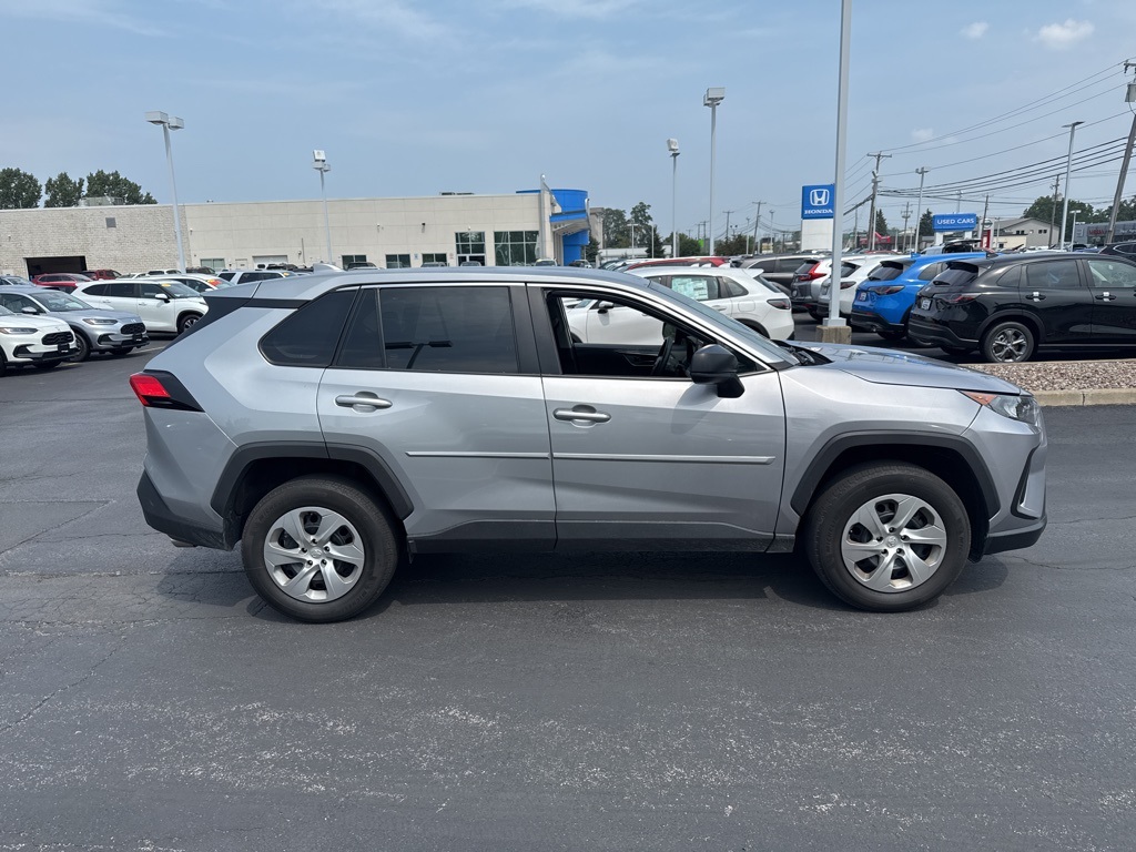 Used 2022 Toyota RAV4 LE with VIN 2T3F1RFV7NW309644 for sale in Kansas City