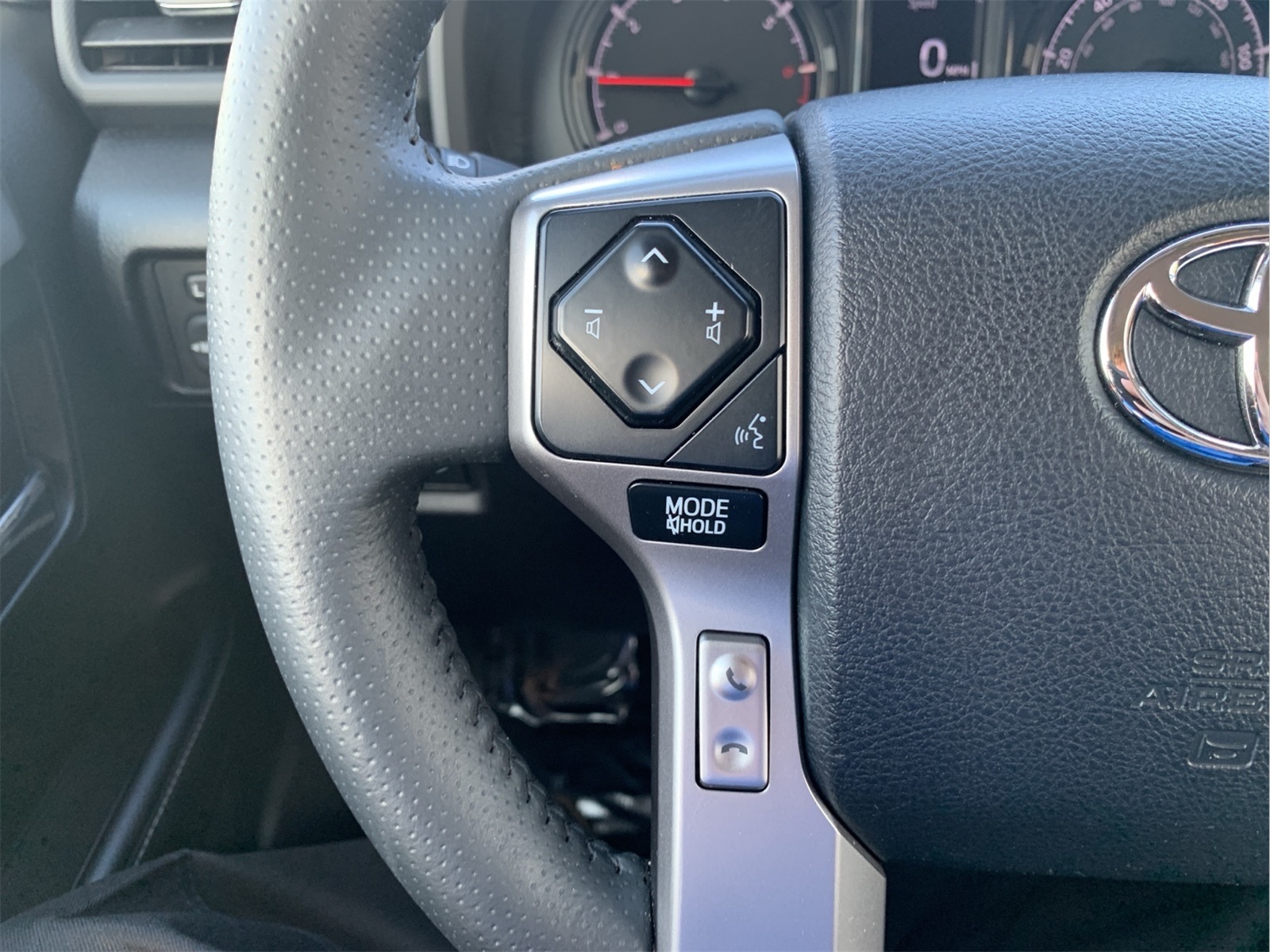 2024 Toyota 4Runner SR5 photo 15