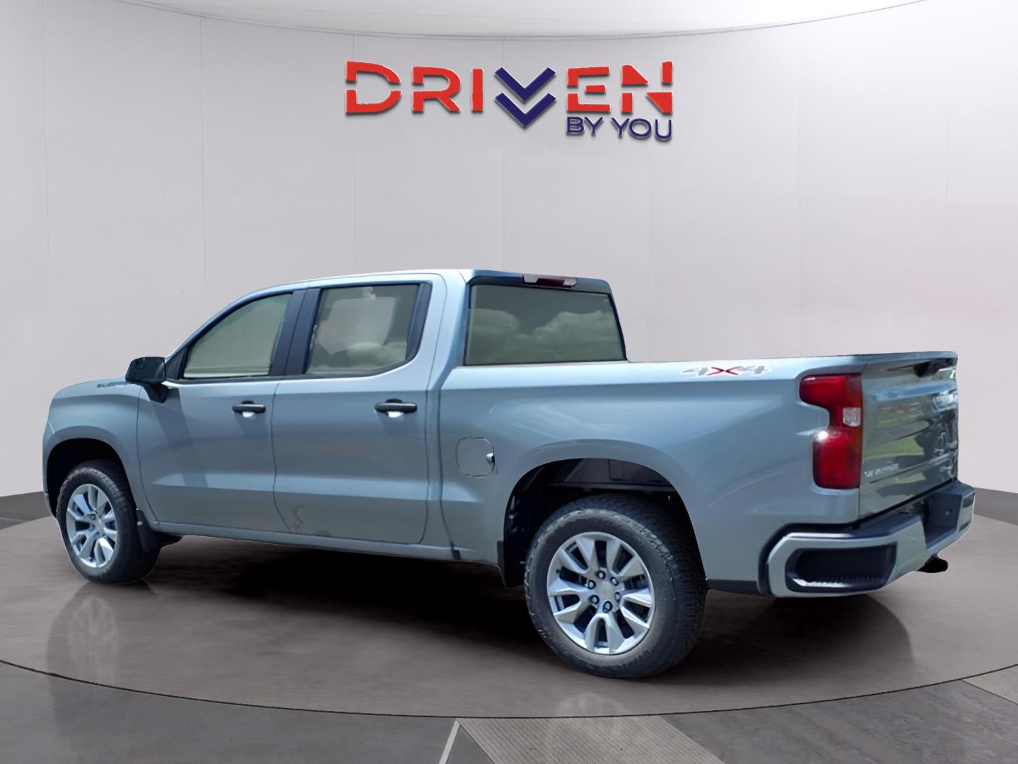 2026 Chevrolet Silverado 1500 Custom photo 3