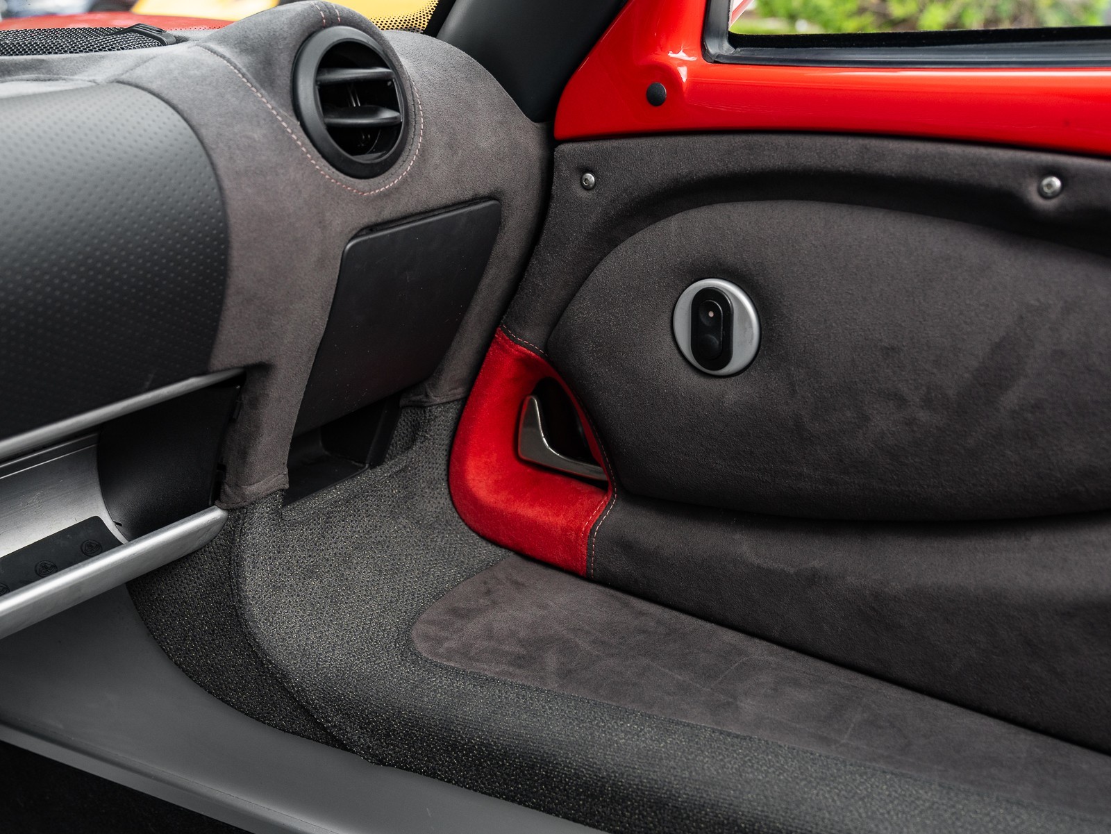 2010 Lotus Elise 111 photo 34