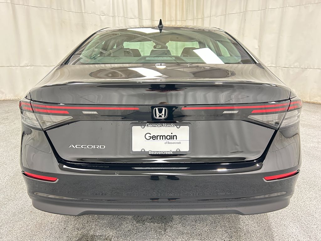 2025 Honda Accord LX photo 6
