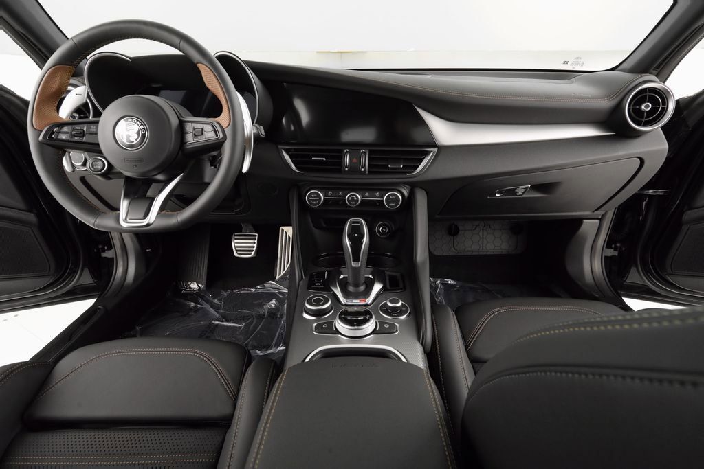 2025 Alfa Romeo Giulia SPRINT photo 20