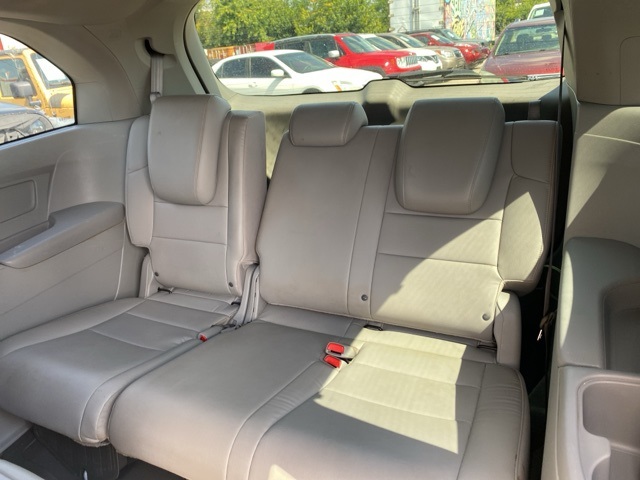 2015 Honda Odyssey EX-L photo 18