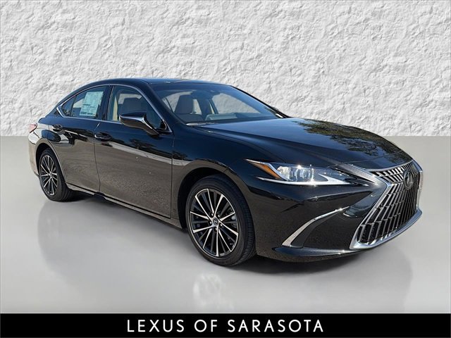 2025 Lexus ES 350's photo