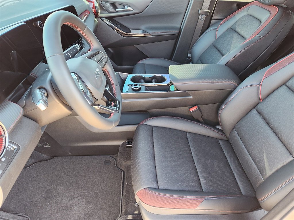 2026 Chevrolet Equinox RS photo 3