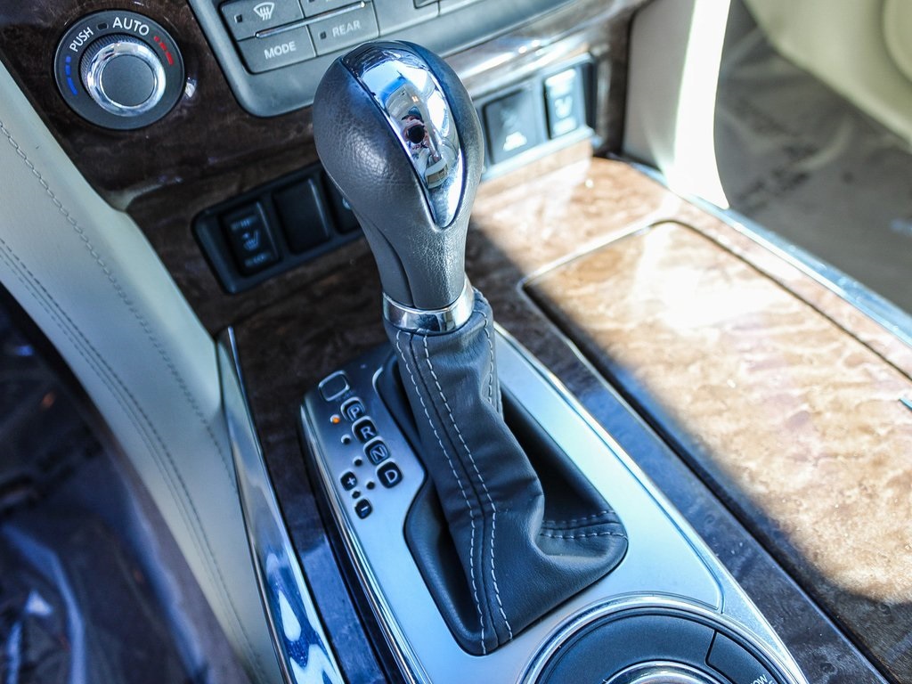 2017 Infiniti QX80 Base photo 22