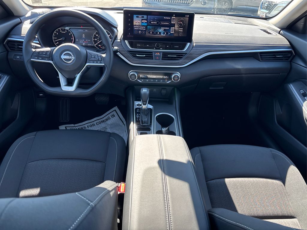 2025 Nissan Altima 2.5 SV photo 19