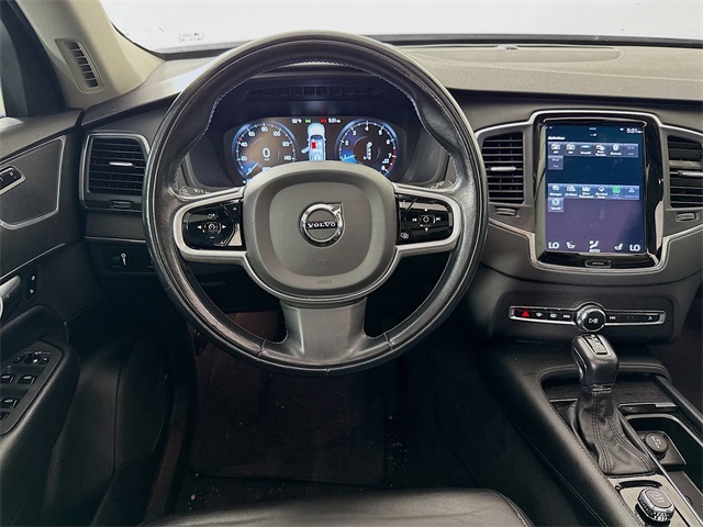 2020 Volvo XC90 T5 Momentum photo 20