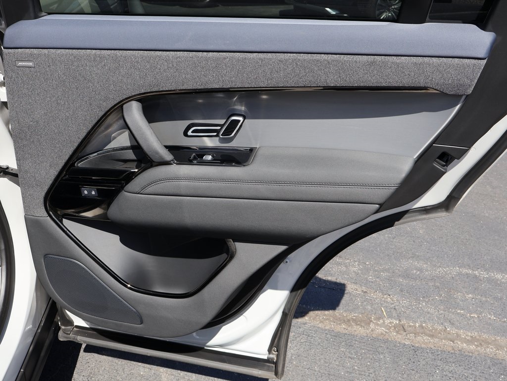 2024 Land Rover Range Rover Sport SE photo 14