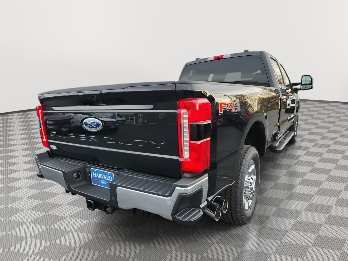 2026 Ford F-350 Lariat photo 3