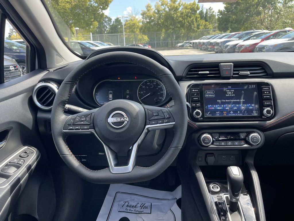 2025 Nissan Versa SR photo 13