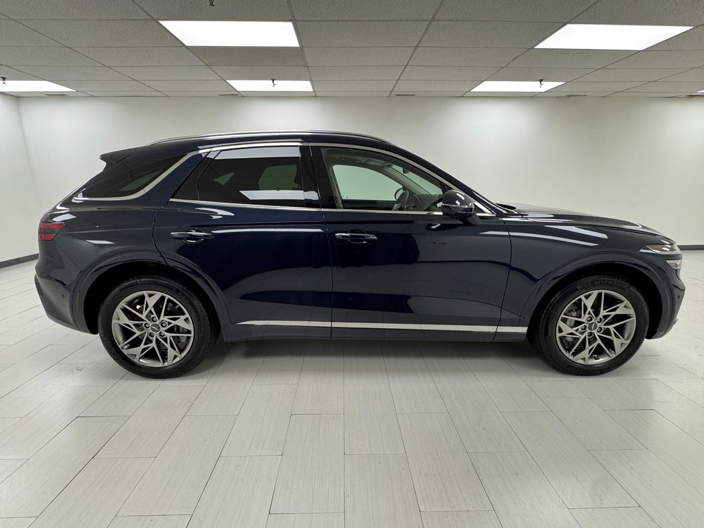 2023 Genesis GV70 2.5T photo 9