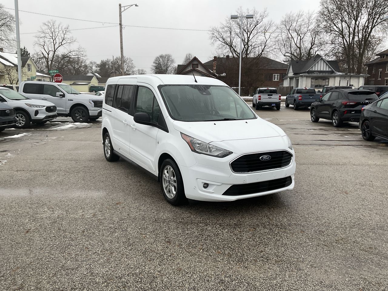 2022 Ford Transit Connect XLT's photo