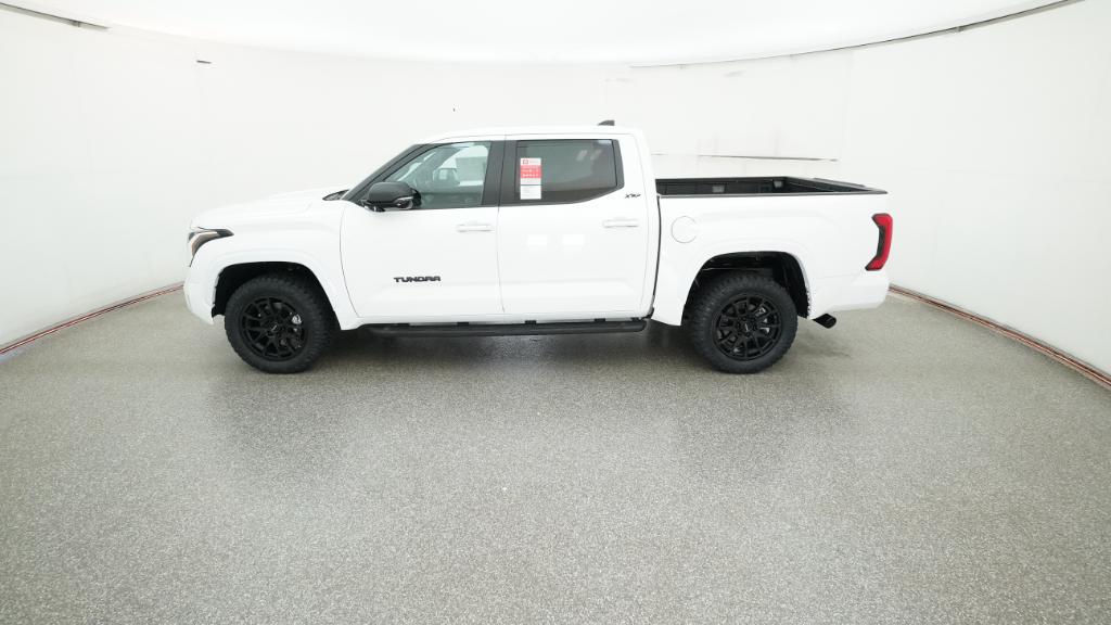 2026 Toyota Tundra SR5 CrewMax photo 3