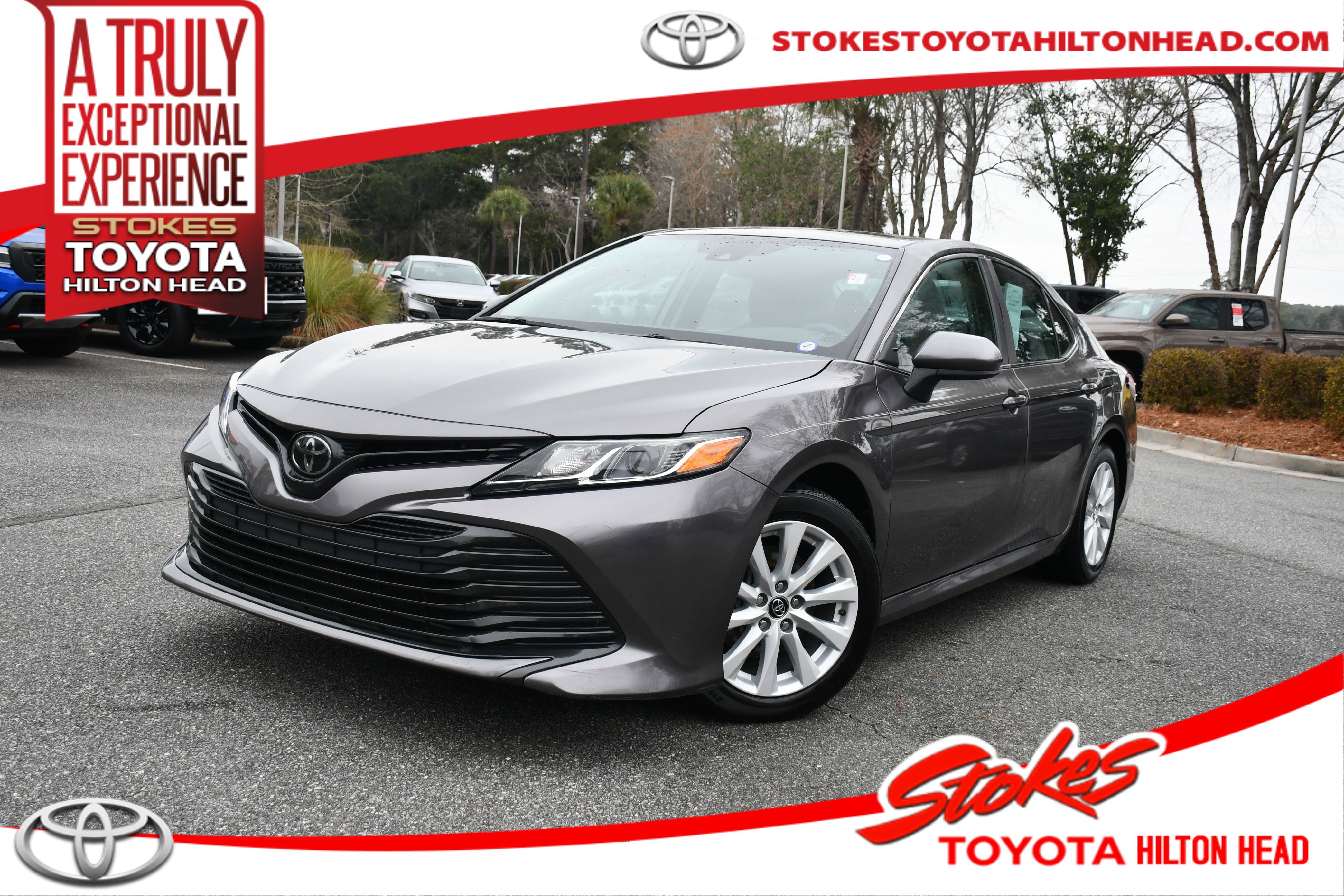 2020 Toyota Camry LE's photo