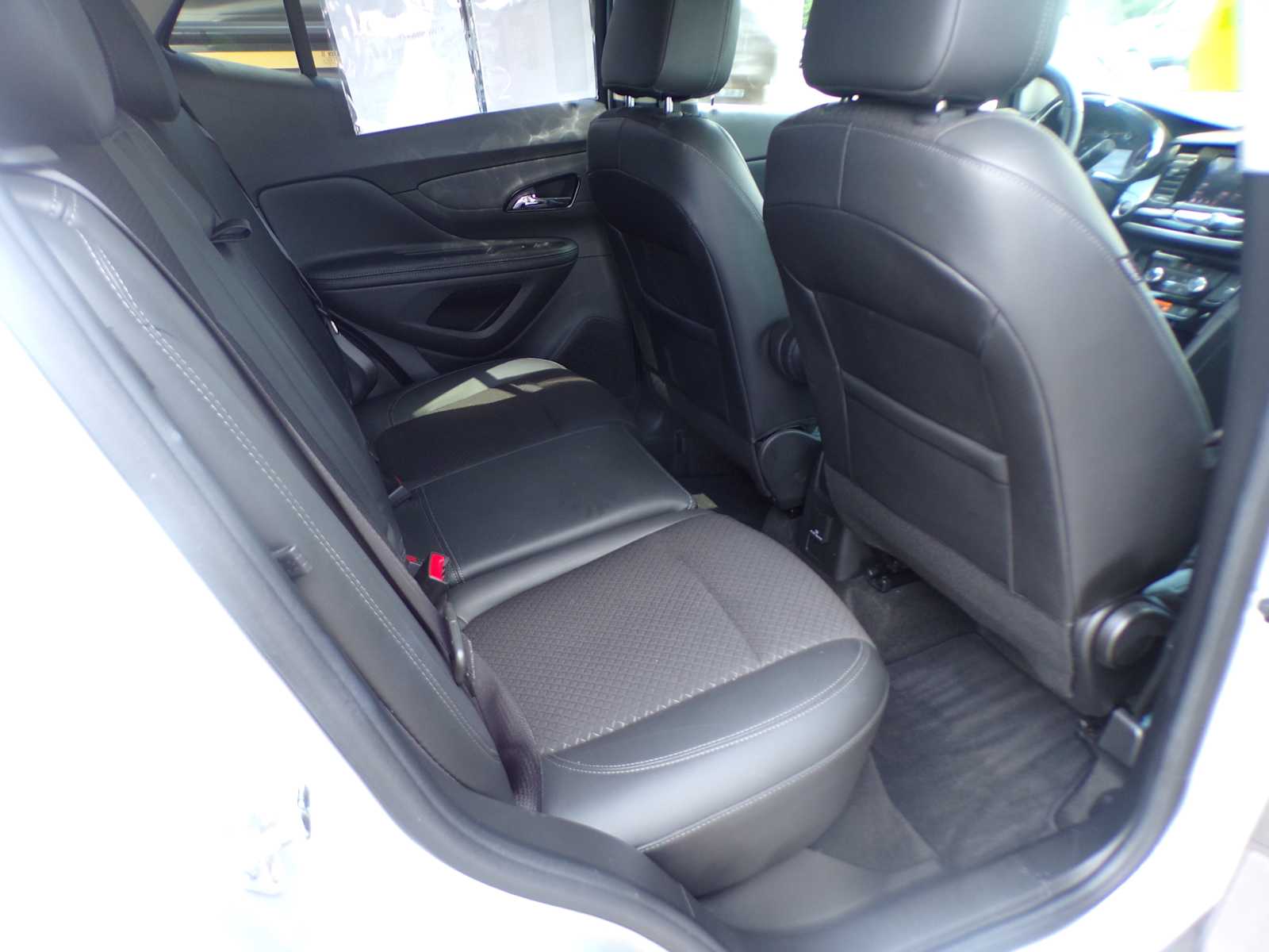 2022 Buick Encore Preferred photo 16