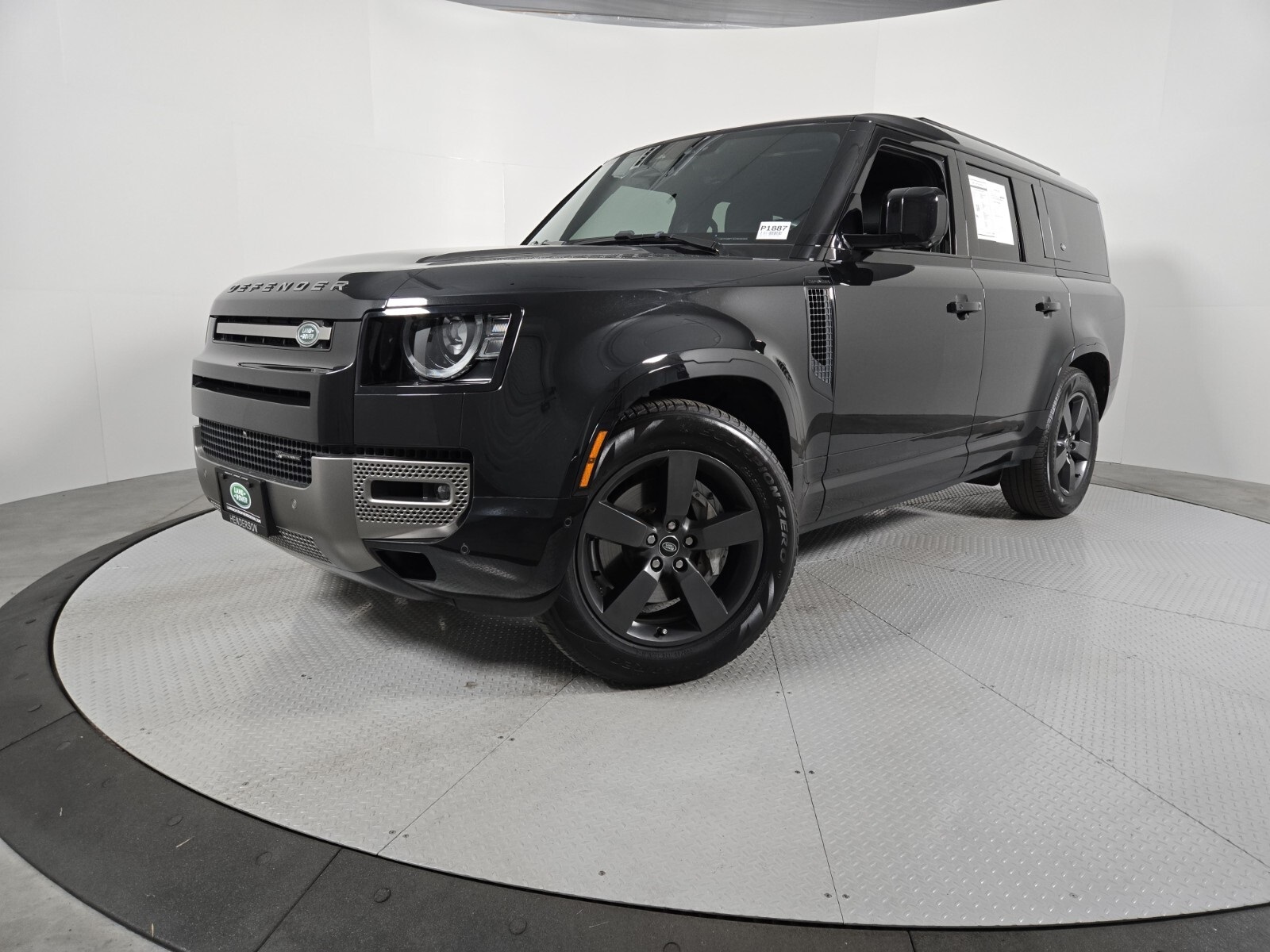 2023 Land Rover Defender X-Dynamic SE's photo