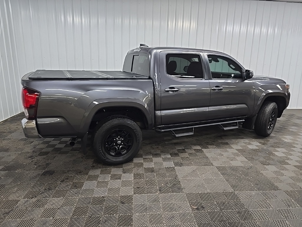 2021 Toyota Tacoma SR5 V6 photo 3