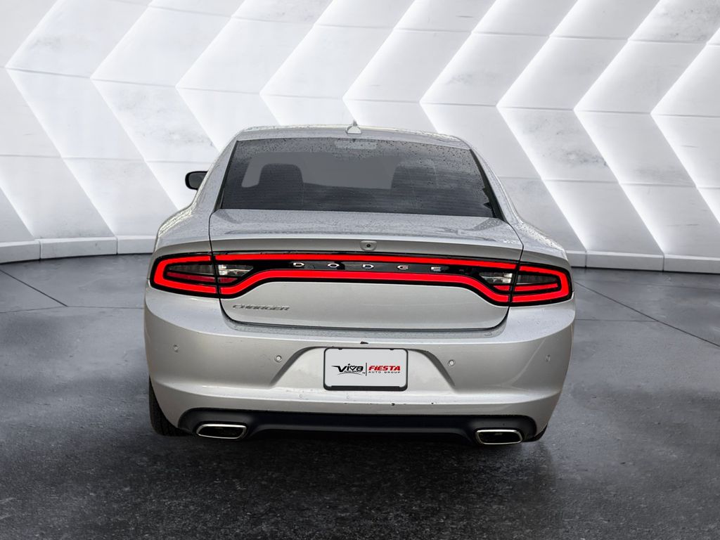 2023 Dodge Charger SXT photo 4