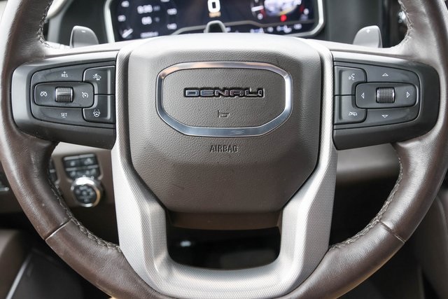 Used 2023 White GMC Denali image 34