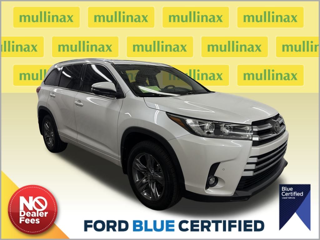 2019 Toyota Highlander L's photo