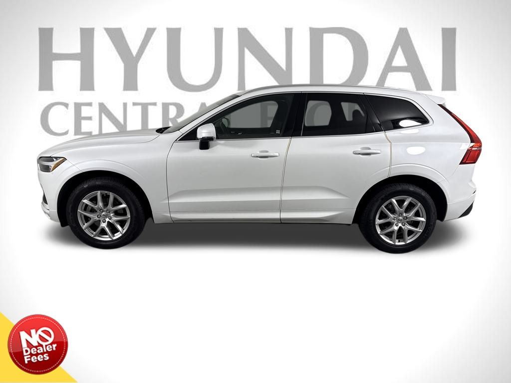 2021 Volvo XC60 T5 Momentum photo 6