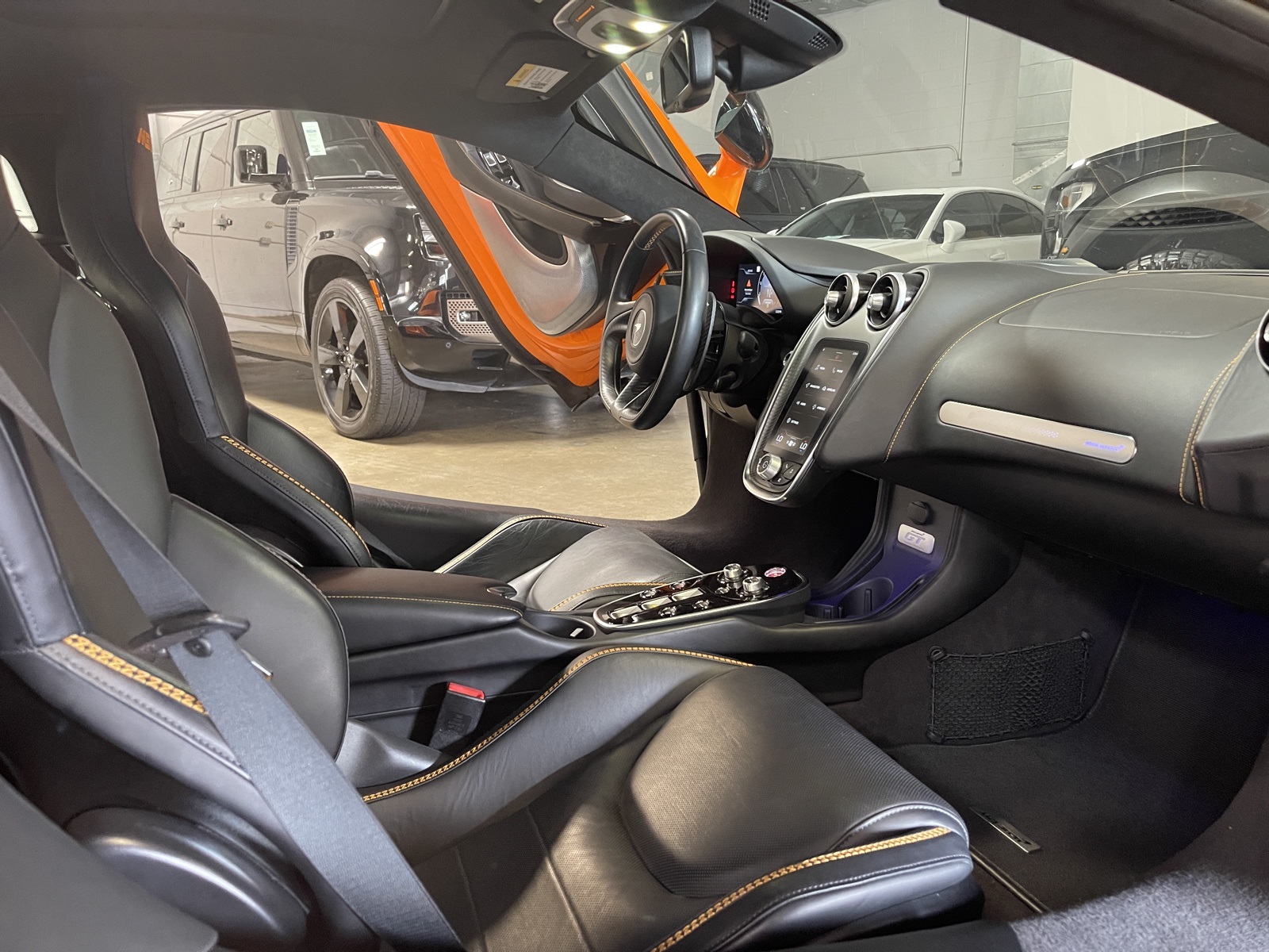 2022 Mclaren GT photo 12