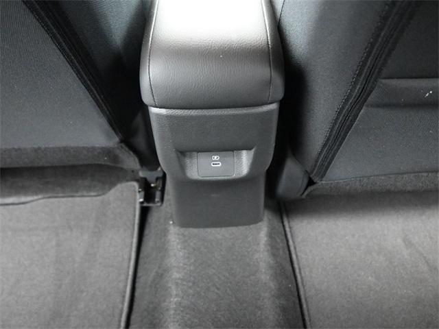 2025 Nissan Versa SV photo 24