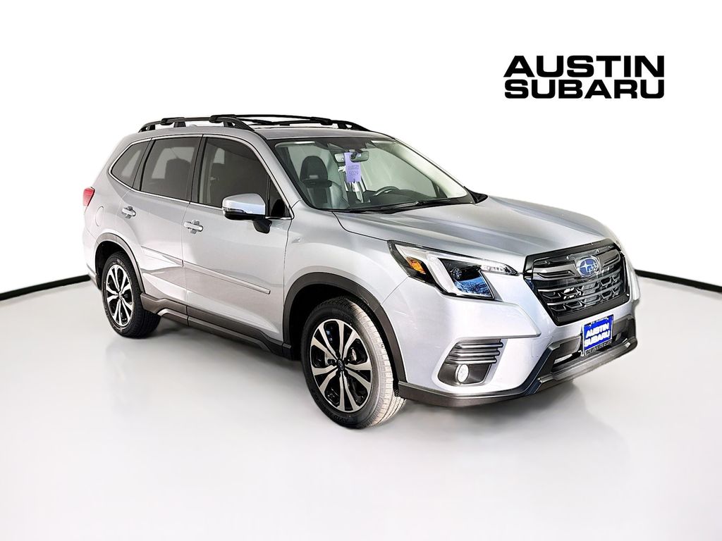 2022 Subaru Forester Limited's photo
