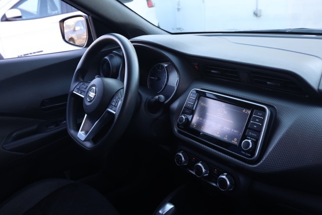 2019 Nissan Kicks S photo 18
