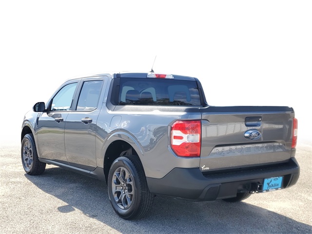 2023 Ford Maverick XLT photo 3