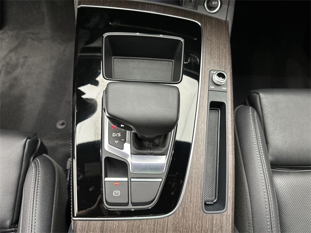 2025 Audi Q5 45 S line Premium Plus photo 11