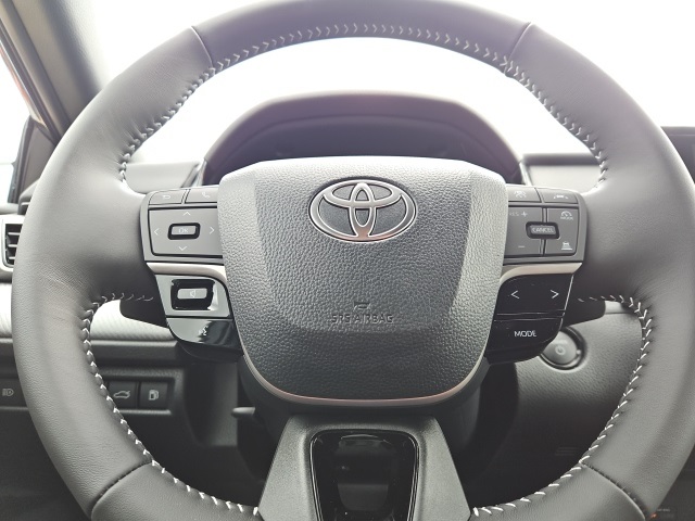 2026 Toyota Camry SE photo 42