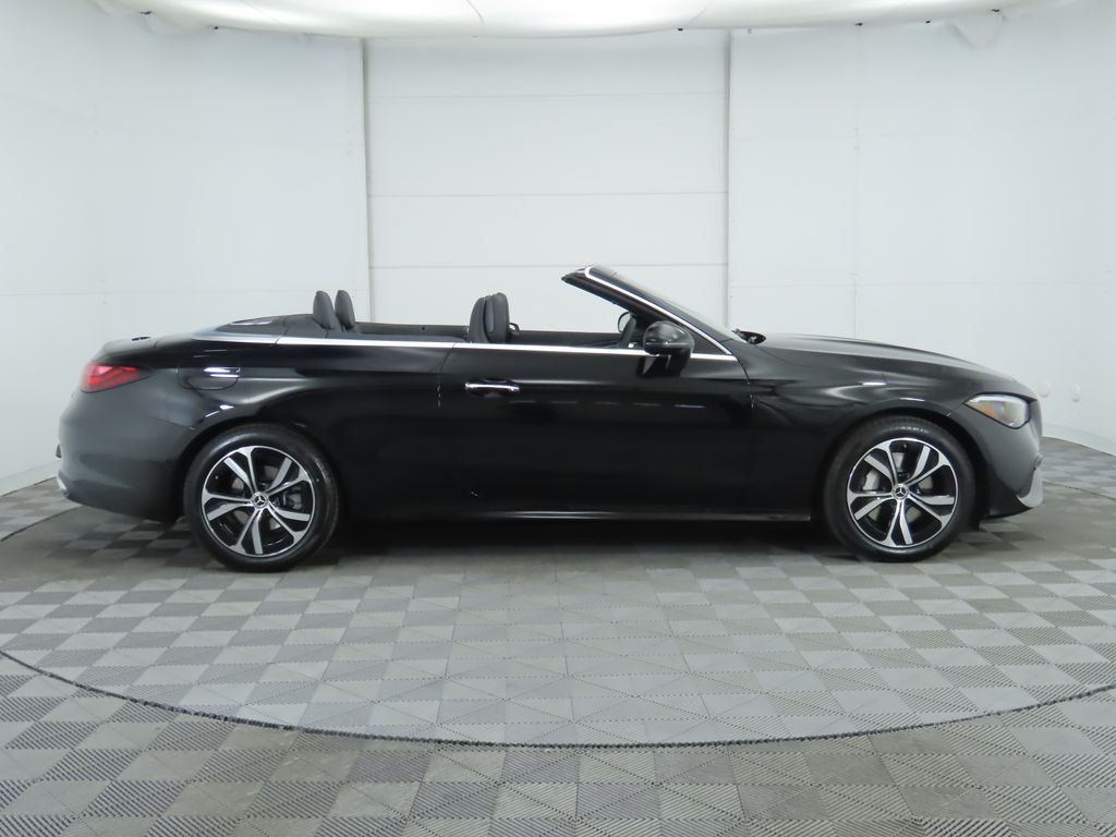 2025 Mercedes Benz CLE 300 4MATIC photo 4