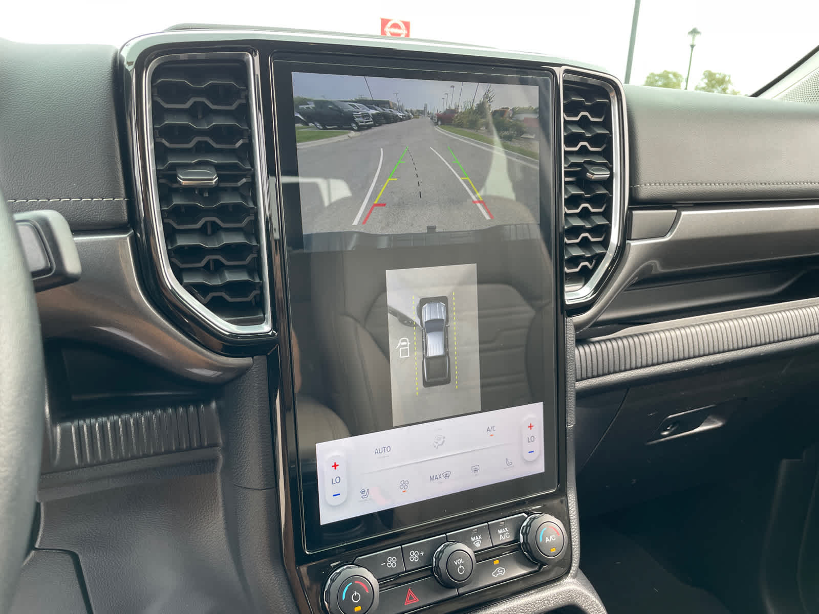2024 Ford Ranger Lariat photo 24