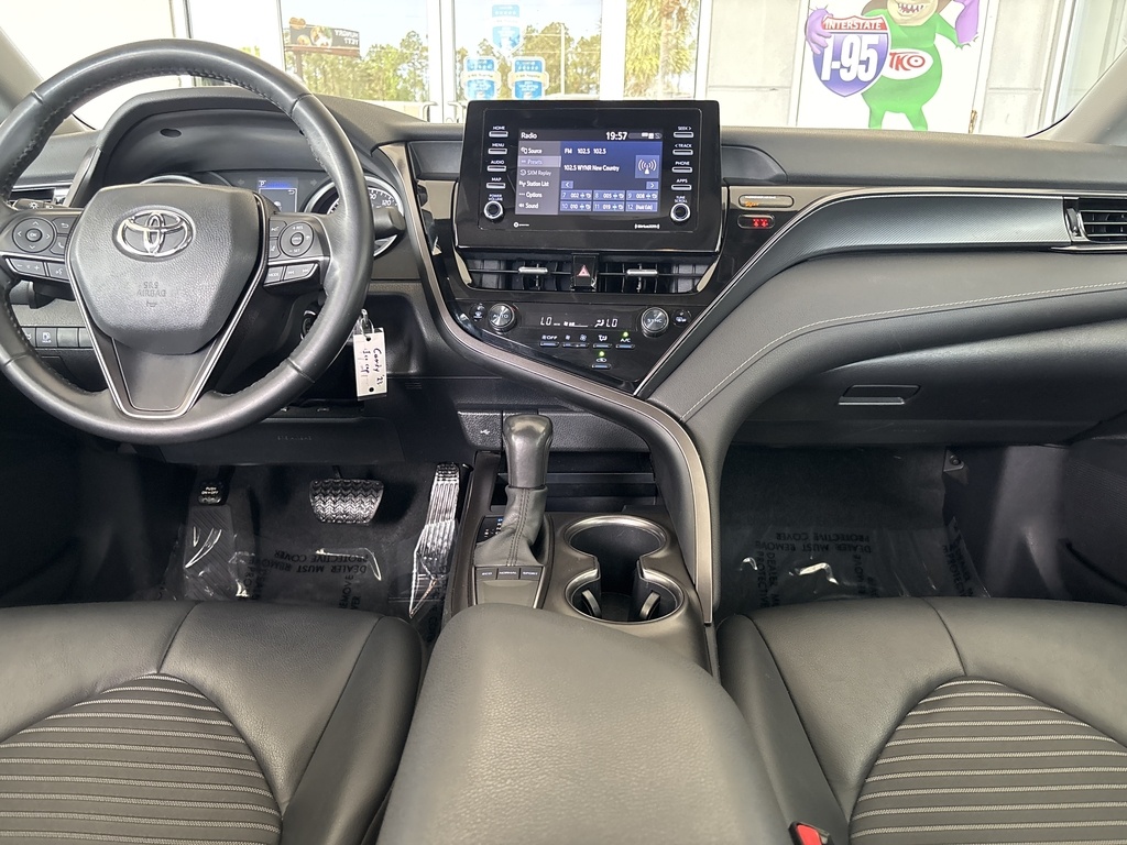 2023 Toyota Camry SE photo 20