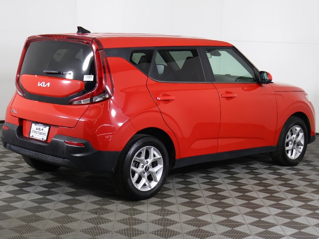 2022 Kia Soul LX photo 6