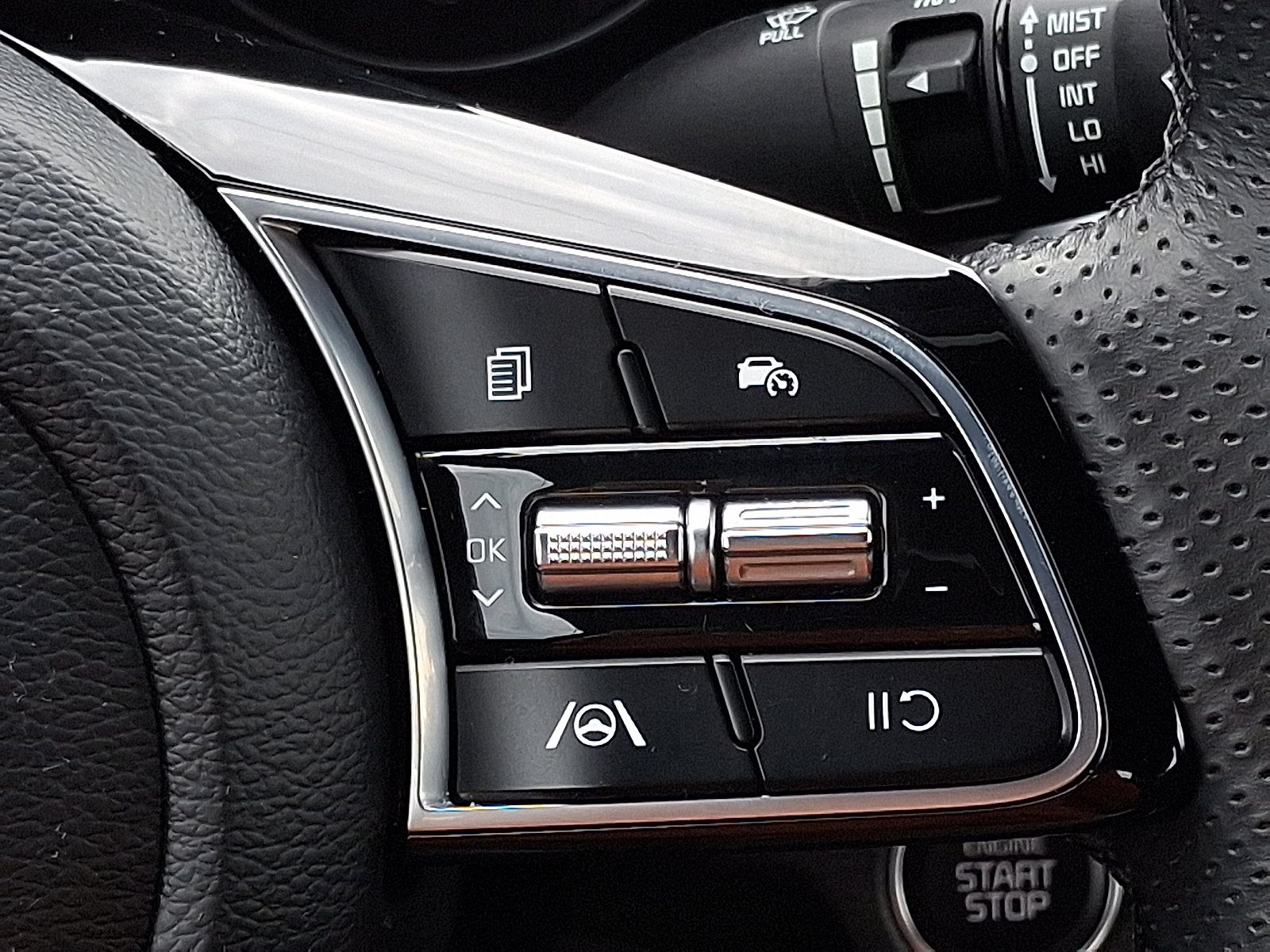 2023 Kia Forte GT-Line photo 20