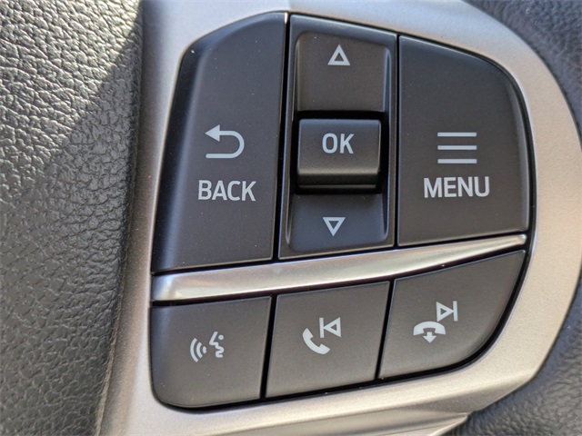 2023 Ford Explorer XLT photo 25