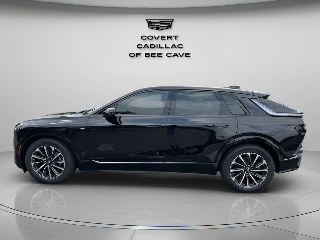 2025 Cadillac Lyriq Sport photo 3