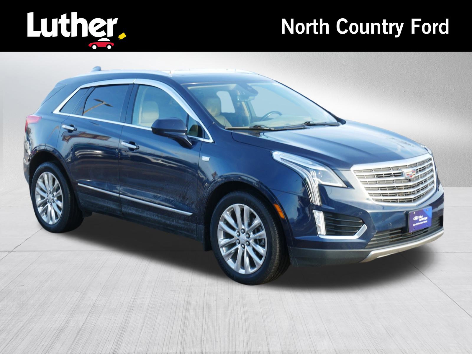 2017 Cadillac XT5 Platinum's photo