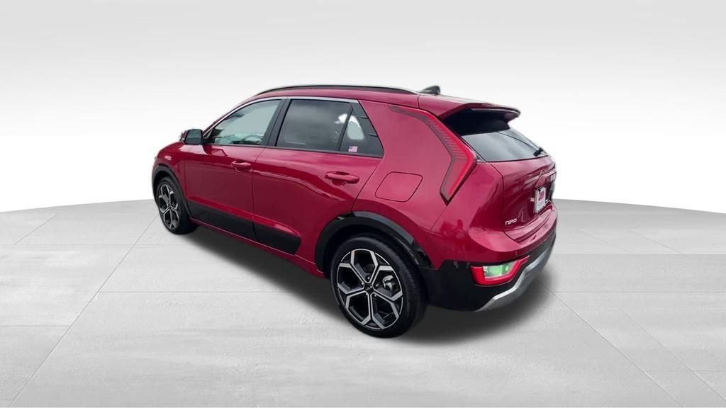 2025 Kia Niro EX Touring photo 2