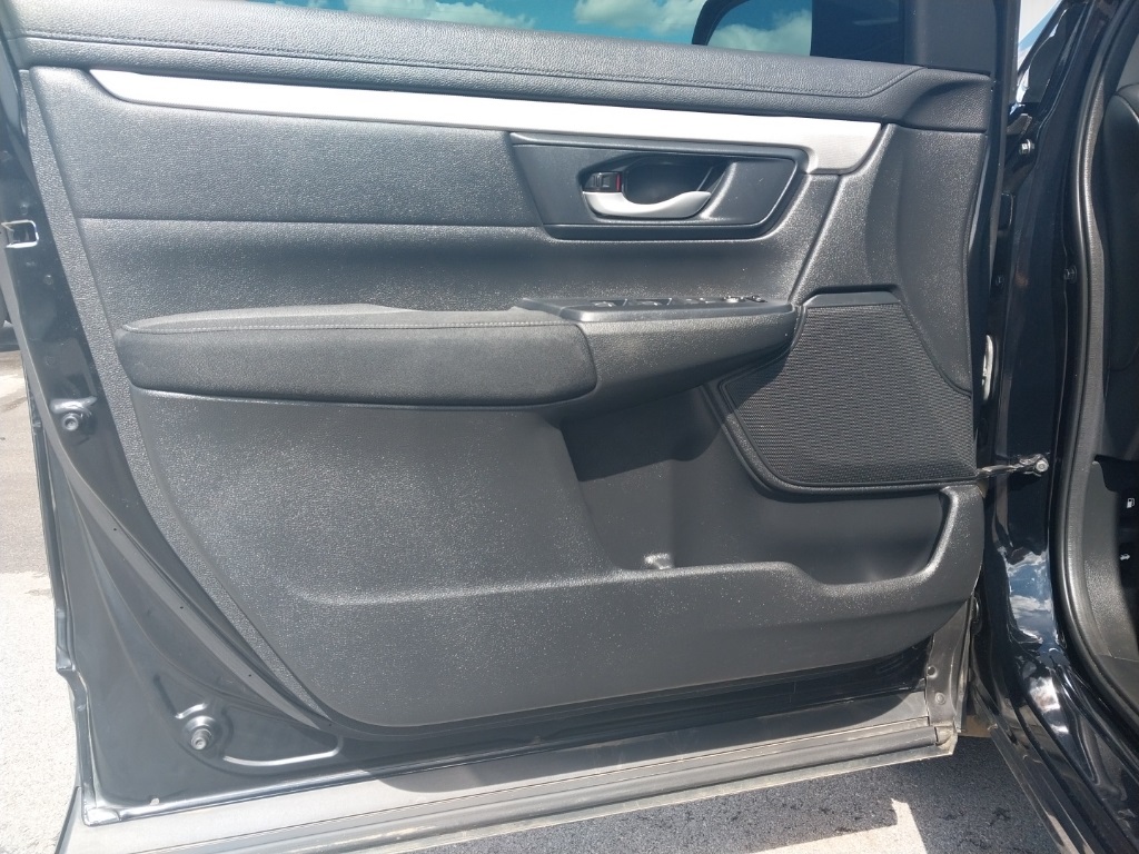 2019 Honda CR-V LX photo 8