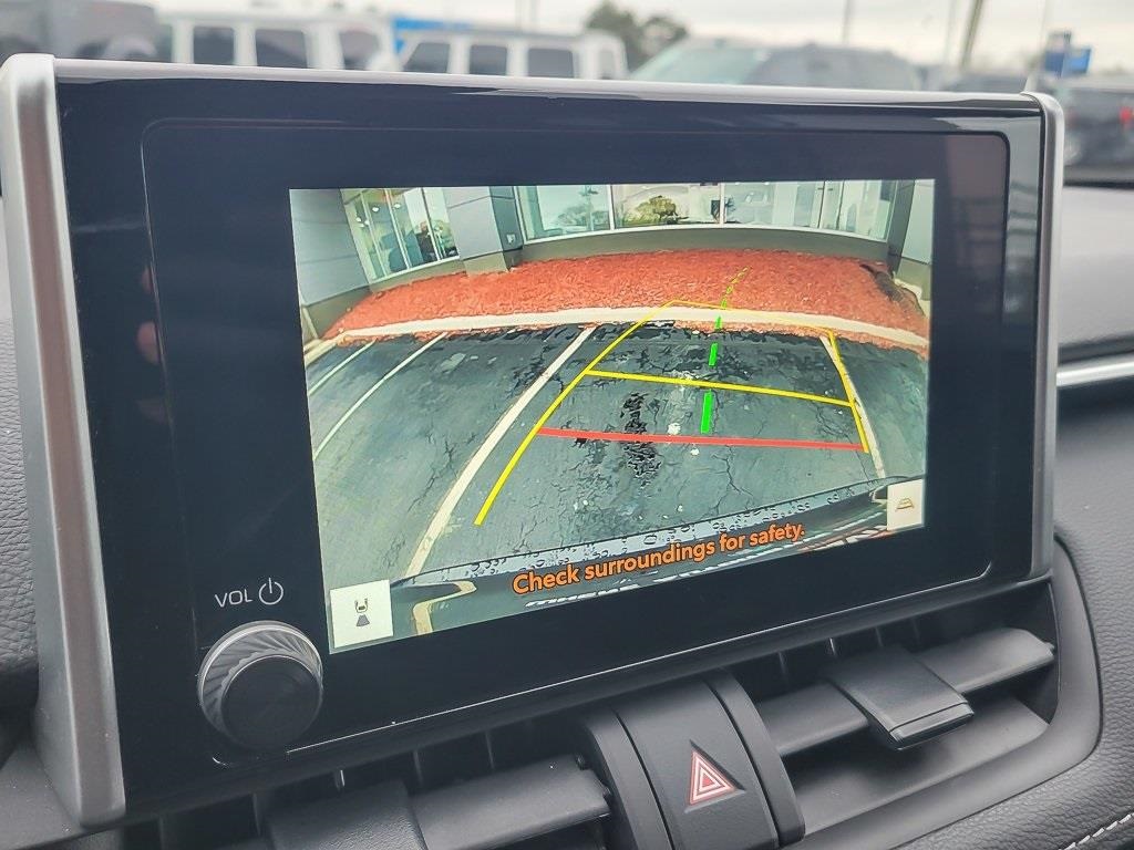 2025 TOYOTA RAV4 - Image 13