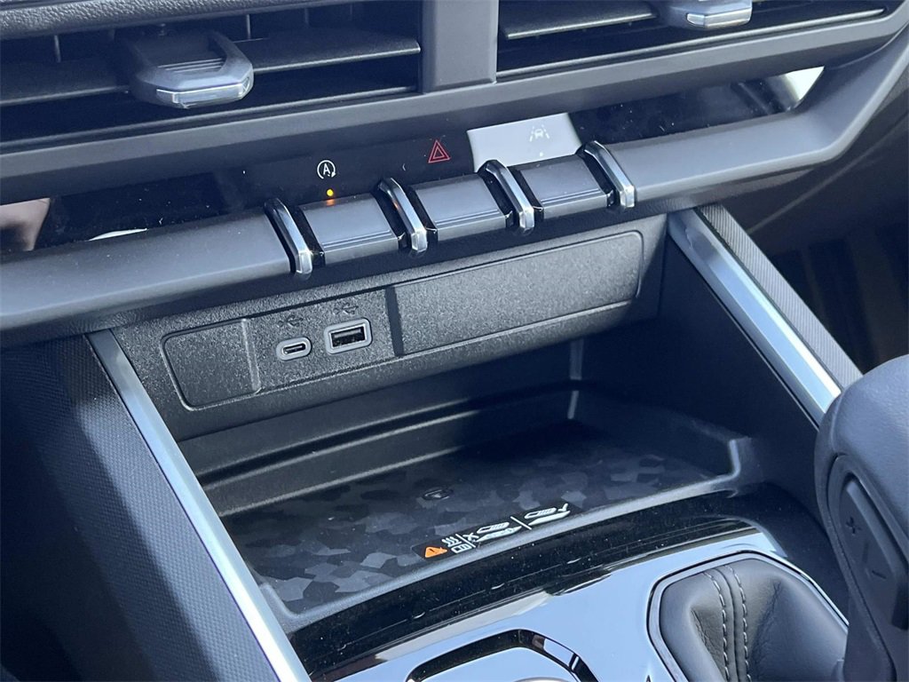 2026 Chevrolet Colorado Trail Boss photo 16