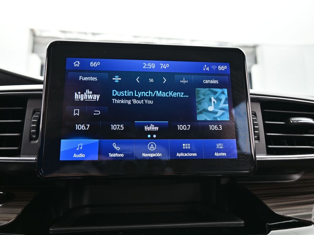 2022 Ford Explorer Limited photo 21